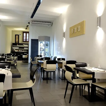 فندق مبيت وإفطار Eos And Breakfast *