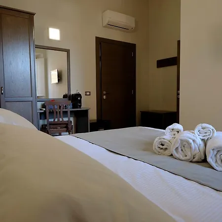 Bed & Breakfast Eos And Breakfast 4*