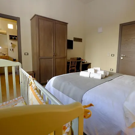 Bed & Breakfast Eos And Breakfast *